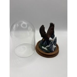 Franklin Mint Lord of the Skies Bald Eagle Figurine Ronald Van Ruyckevelt Dome
